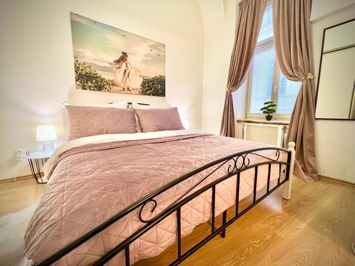 Elegant Apartment In Kösice Dış mekan fotoğraf